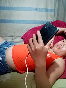 Snapshot of phuongtrinh1 chatting on June 22, 1:40 am phuongtrinh1 online show from June 22, 1:40 am