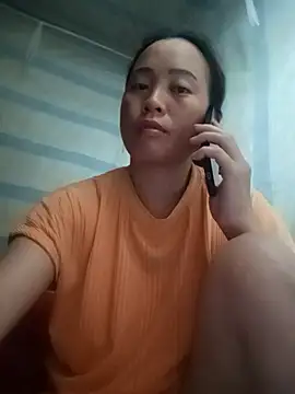 Snapshot of phuongtrinh1 chatting on June 24, 10:09 pm phuongtrinh1 online show from June 24, 10:09 pm