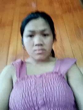 Snapshot of velira- chatting on April 22, 3:09 am velira- online show from April 22, 3:09 am