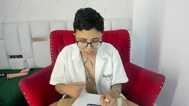 Snapshot of Antony_D_ossa chatting on May 9, 8:03 pm Antony D ossa online show from May 9, 8:03 pm