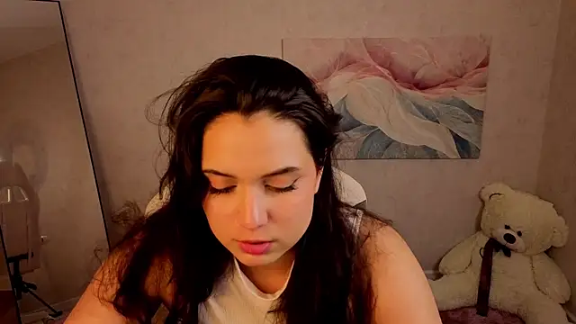Vivien Ross online show from May 5, 2:41 am