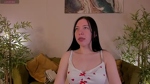 Sandra Ross online show from April 26, 1:14 am