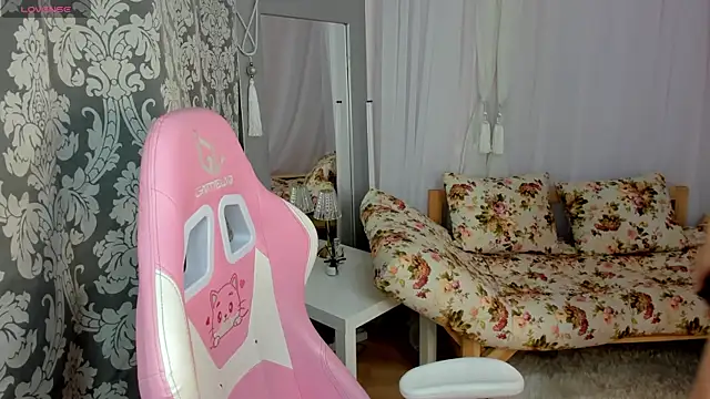 Snapshot of Sandra_Ross chatting on July 5, 12:28 am Sandra Ross online show from July 5, 12:28 am