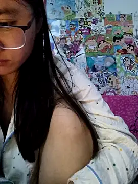 Snapshot of vvvan2026 chatting on July 28, 8:12 pm vvvan2026 online show from July 28, 8:12 pm