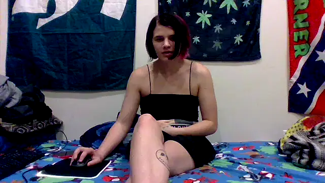 Riot2123 online show from May 11, 1:33 am