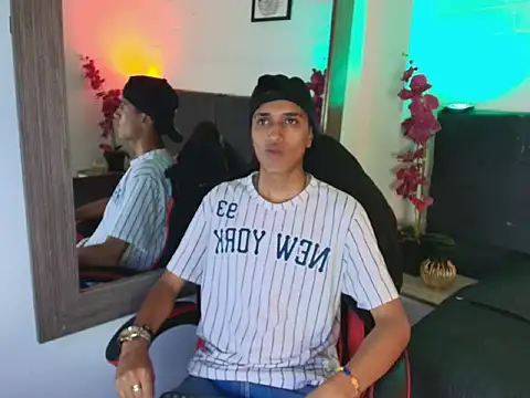 Alan Colthon online show from April 25, 3:42 am