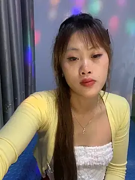 Ly-sexyy online show from April 22, 5:14 pm