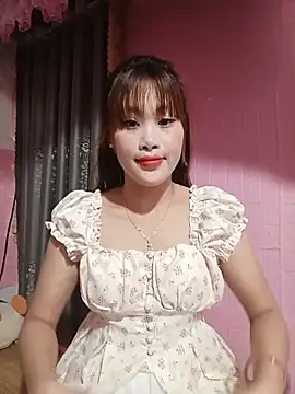 Snapshot of Ly-sexyy chatting on June 22, 4:37 pm Ly-sexyy online show from June 22, 4:37 pm