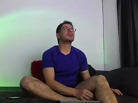 Letorres19 online show from April 22, 5:21 am