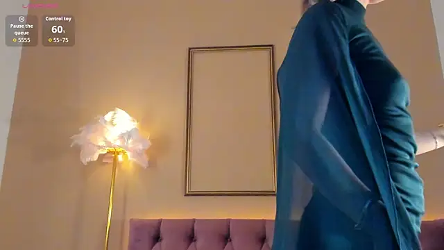 Lilianadaniels online show from June 11, 1:27 am