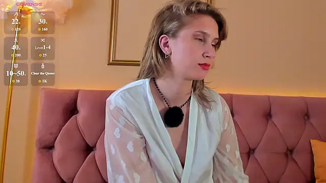 Snapshot of Lilianadaniels chatting on July 7, 7:23 am Lilianadaniels online show from July 7, 7:23 am
