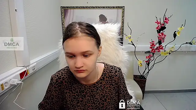  donnaSia  online show from June 28, 6:19 am