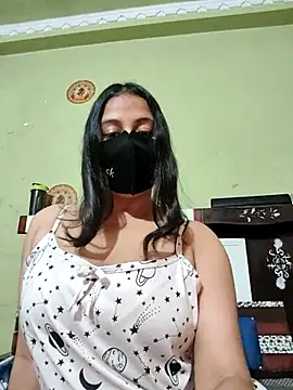 Snapshot of Priya_9945 chatting on July 17, 1:45 am Priya 9945 online show from July 17, 1:45 am