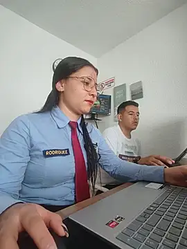 Snapshot of Queen_linda1 chatting on June 27, 1:17 pm Queen linda1 online show from June 27, 1:17 pm
