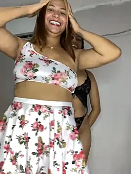 ValentinaLux Oficiall online show from May 14, 6:58 pm