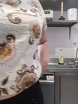 Cuginetti online show from June 15, 2:41 pm