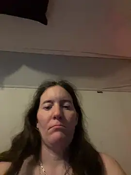 Snapshot of Mini83 chatting on May 2, 4:56 pm Mini83 online show from May 2, 4:56 pm