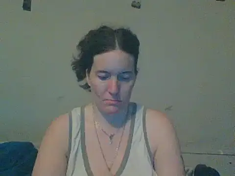 Snapshot of Mini83 chatting on May 10, 6:24 pm Mini83 online show from May 10, 6:24 pm