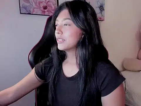 nicky millsz online show from April 28, 5:40 pm