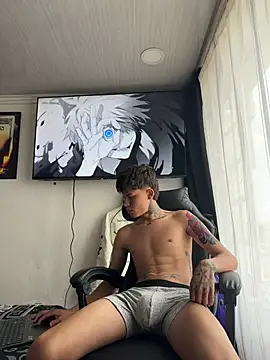 Jackdaniel001  online show from June 3, 12:52 pm