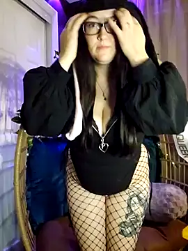 SpookyMadz online show from May 4, 3:13 am