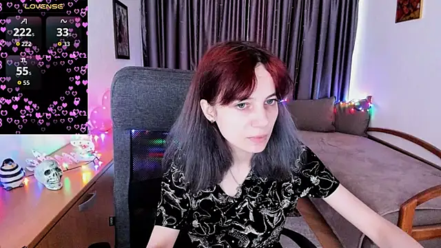 Snapshot of MiniLysii chatting on July 16, 6:19 am MiniLysii online show from July 16, 6:19 am