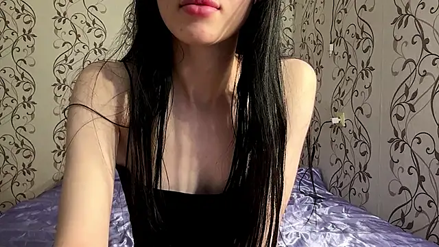 RosamondRuhn online show from May 3, 11:05 am