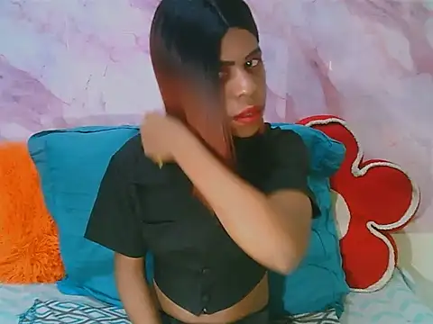 EbonySweetPeach online show from June 12, 5:45 pm