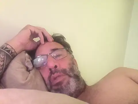 visualizechat online show from April 26, 5:21 pm