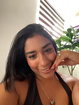 Snapshot of SaryJonex chatting on May 21, 2:57 pm SaryJonex online show from May 21, 2:57 pm