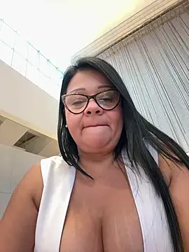 Snapshot of Gata_salvaje75 chatting on May 22, 11:10 pm Gata salvaje75 online show from May 22, 11:10 pm