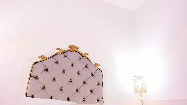 Snapshot of atenea_lux chatting on July 28, 3:43 pm atenea lux online show from July 28, 3:43 pm