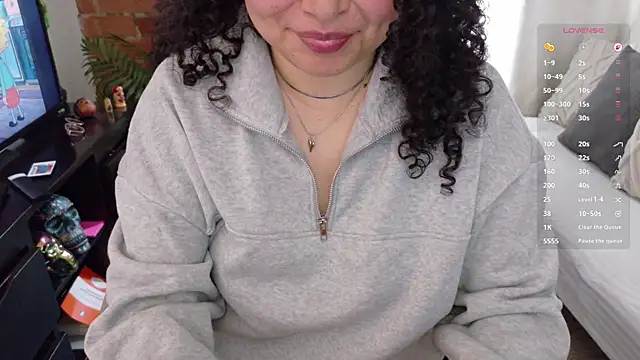 MissBronte online show from June 7, 3:49 pm