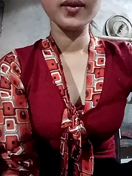 Rosie LoveUU online show from April 30, 10:36 pm