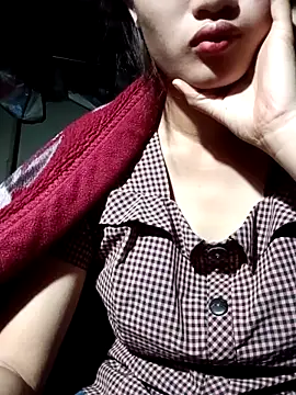 Rosie LoveUU online show from May 2, 1:32 am