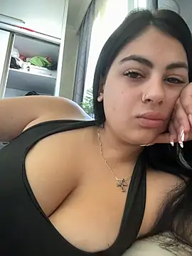 LilyLovell online show from May 30, 9:17 am