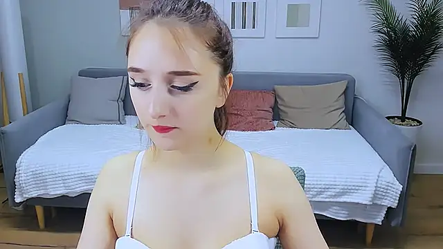 JulietteMonli online show from May 26, 12:34 pm