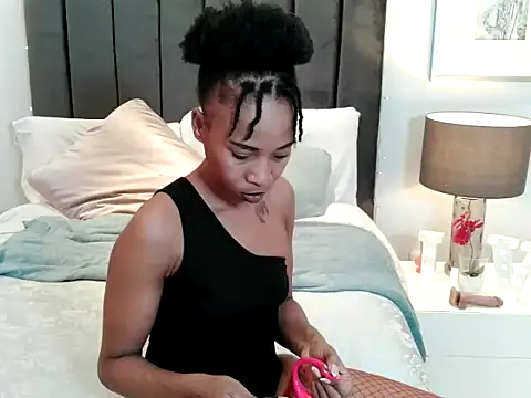 Miss-Erotic-Narcotic online show from May 14, 9:49 am