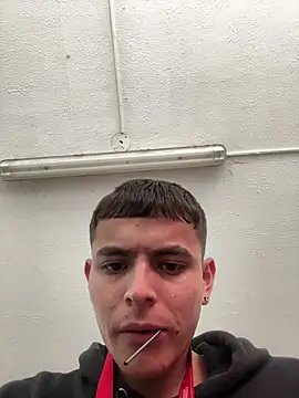 fresdyhot online show from July 27, 4:47 pm