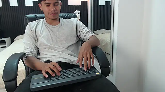 Jack Ryan26 online show from April 24, 7:49 pm