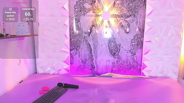 Playful Violet online show from June 6, 1:38 pm