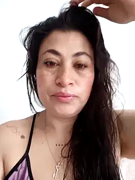 DessireLeclair  online show from April 24, 1:46 pm