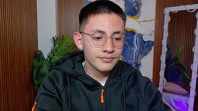 Snapshot of Andres_Tay chatting on June 11, 2:44 am Andres Tay online show from June 11, 2:44 am