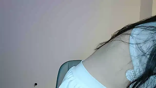 Zhizhi-99 online show from June 5, 6:24 pm