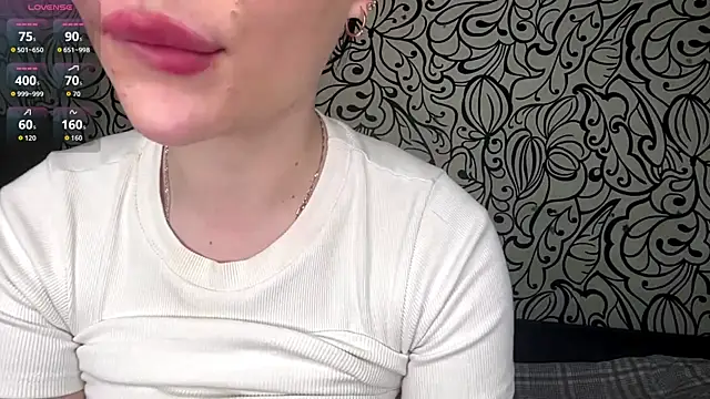CrystalMuze online show from June 15, 1:46 pm