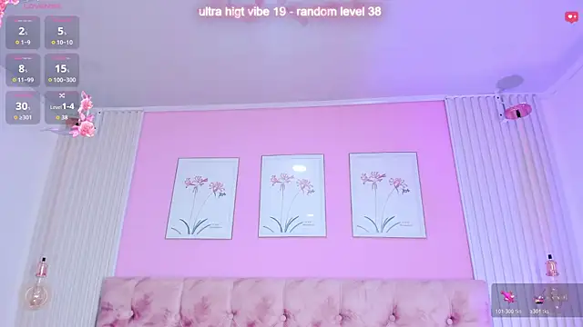 Snapshot of Ariana_west_ chatting on June 19, 1:59 pm Ariana west online show from June 19, 1:59 pm
