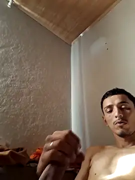 casadocalixaba028 online show from May 2, 11:04 am