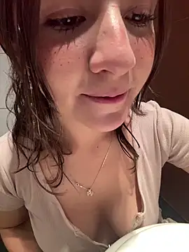 AmyPalacioss online show from April 26, 3:32 pm