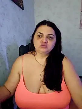 Snapshot of -CUTE-EVVIL- chatting on May 19, 6:03 pm -CUTE-EVVIL- online show from May 19, 6:03 pm