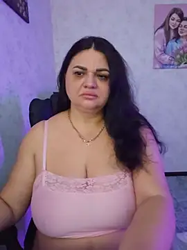 Snapshot of -CUTE-EVVIL- chatting on May 28, 7:11 pm -CUTE-EVVIL- online show from May 28, 7:11 pm
